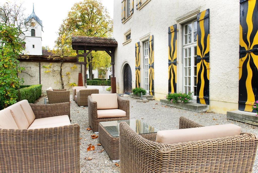 Schloss Bottstein Hotel Exterior foto
